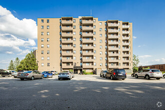 Building Photo - Vanier Towers