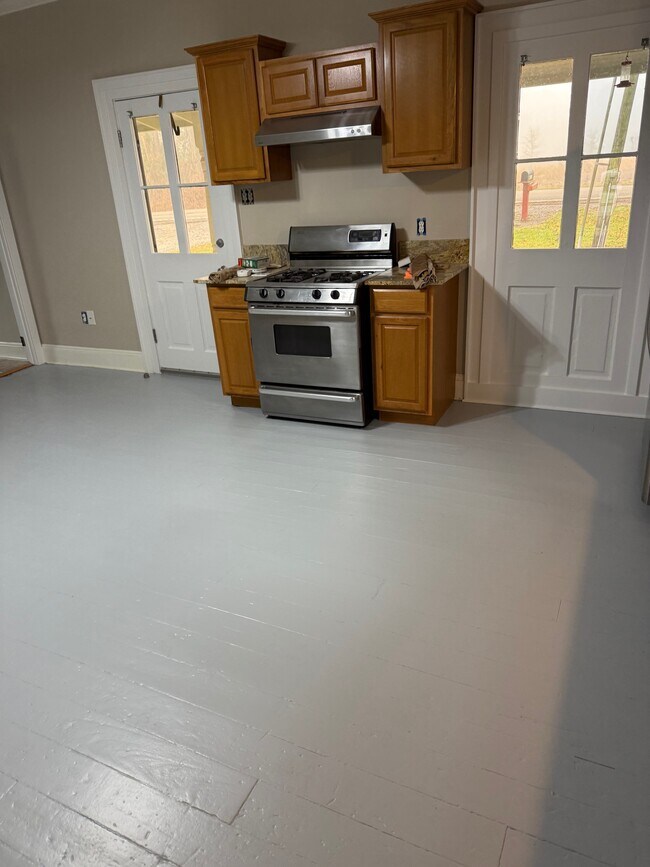 Foto del edificio - 6916 Danielle Rd