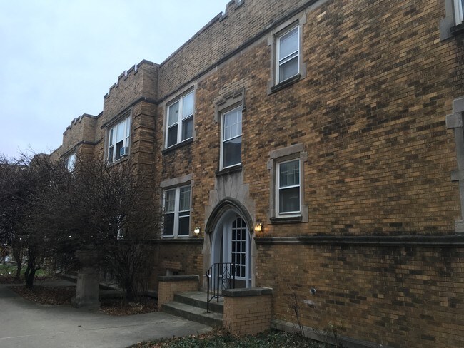 Building Photo - 4203 N Keystone Ave