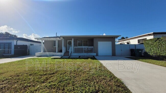 Building Photo - 7380 SW 35th St