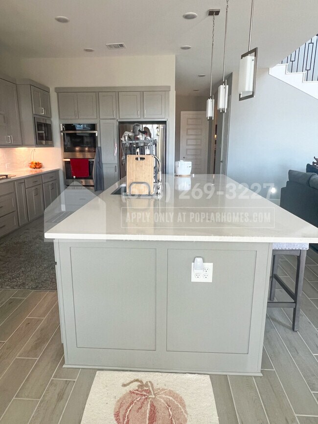 Building Photo - 10903 Shepards Needle Ct
