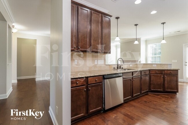 Foto del edificio - 1651 Ashmead Ln