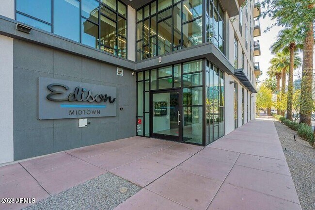 Foto del edificio - 3131 N Central Ave