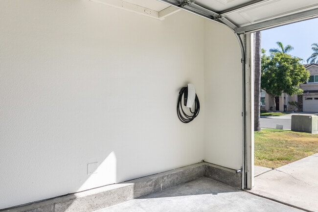 Building Photo - 13928 Lewiston St