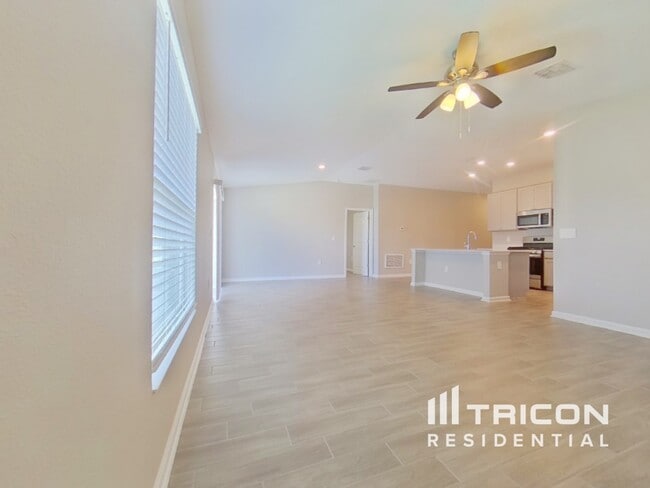 Foto del edificio - 34591 Shellback St