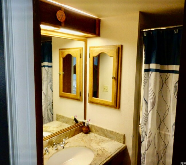 Foto del edificio - 5917 S Odessa Cir