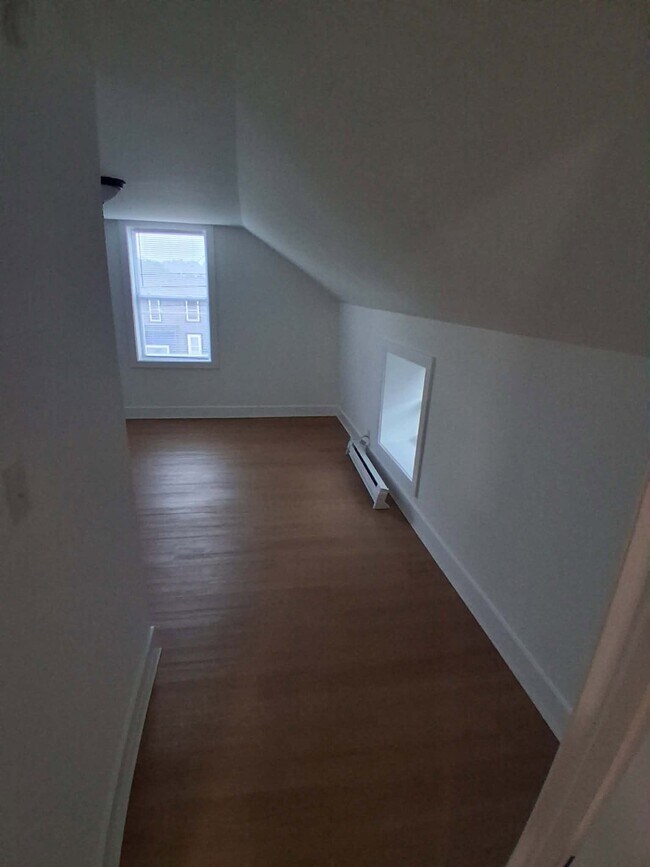 Foto del edificio - 623 Columbia Ave