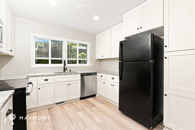 Building Photo - 5722 Antietam Dr