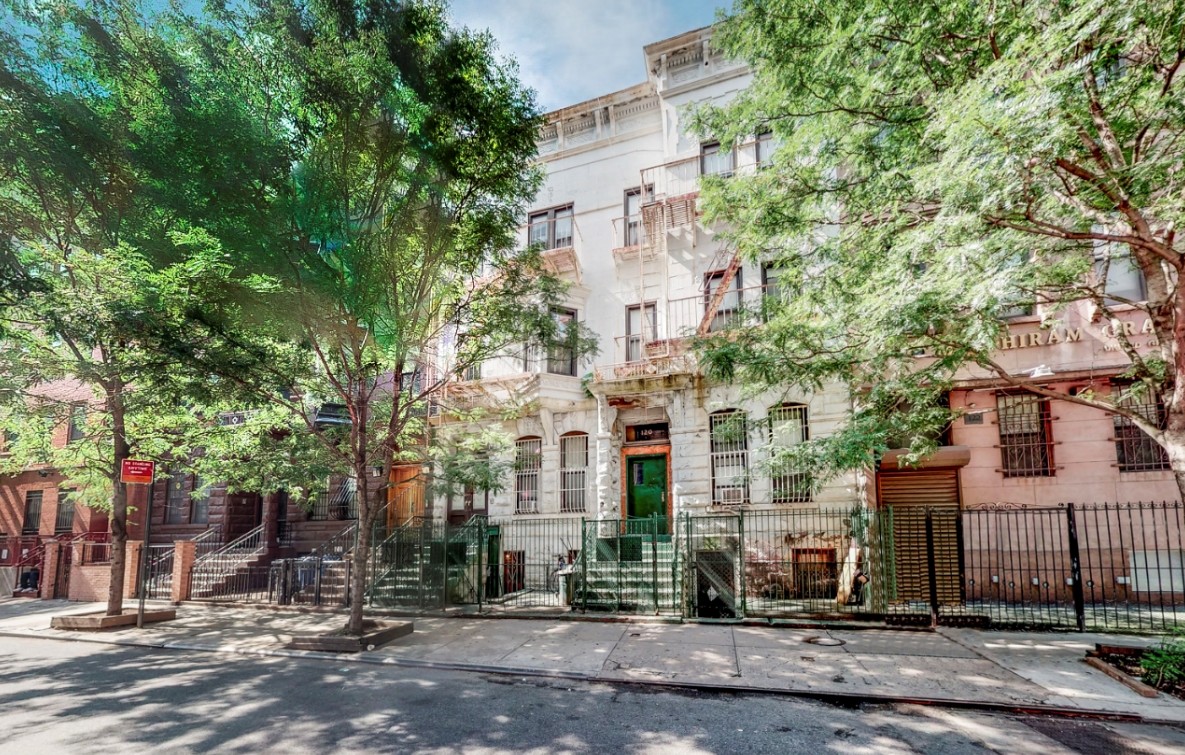 Primary Photo - 118-120 W 124th St