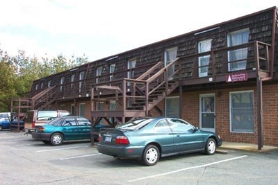 Primary Photo - Boone Village Club Apartments