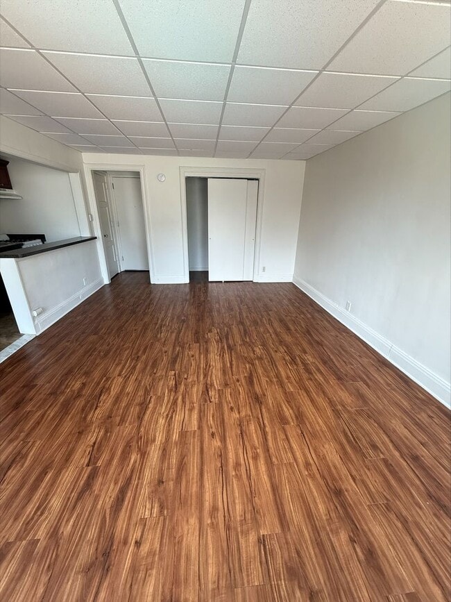 Interior Photo - 111 On East