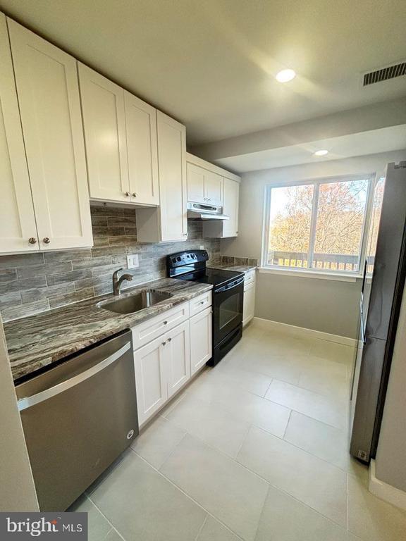 Foto del edificio - 19397 Keymar Way