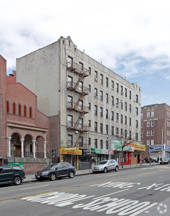 700 W 180th St - 600 W 188th St