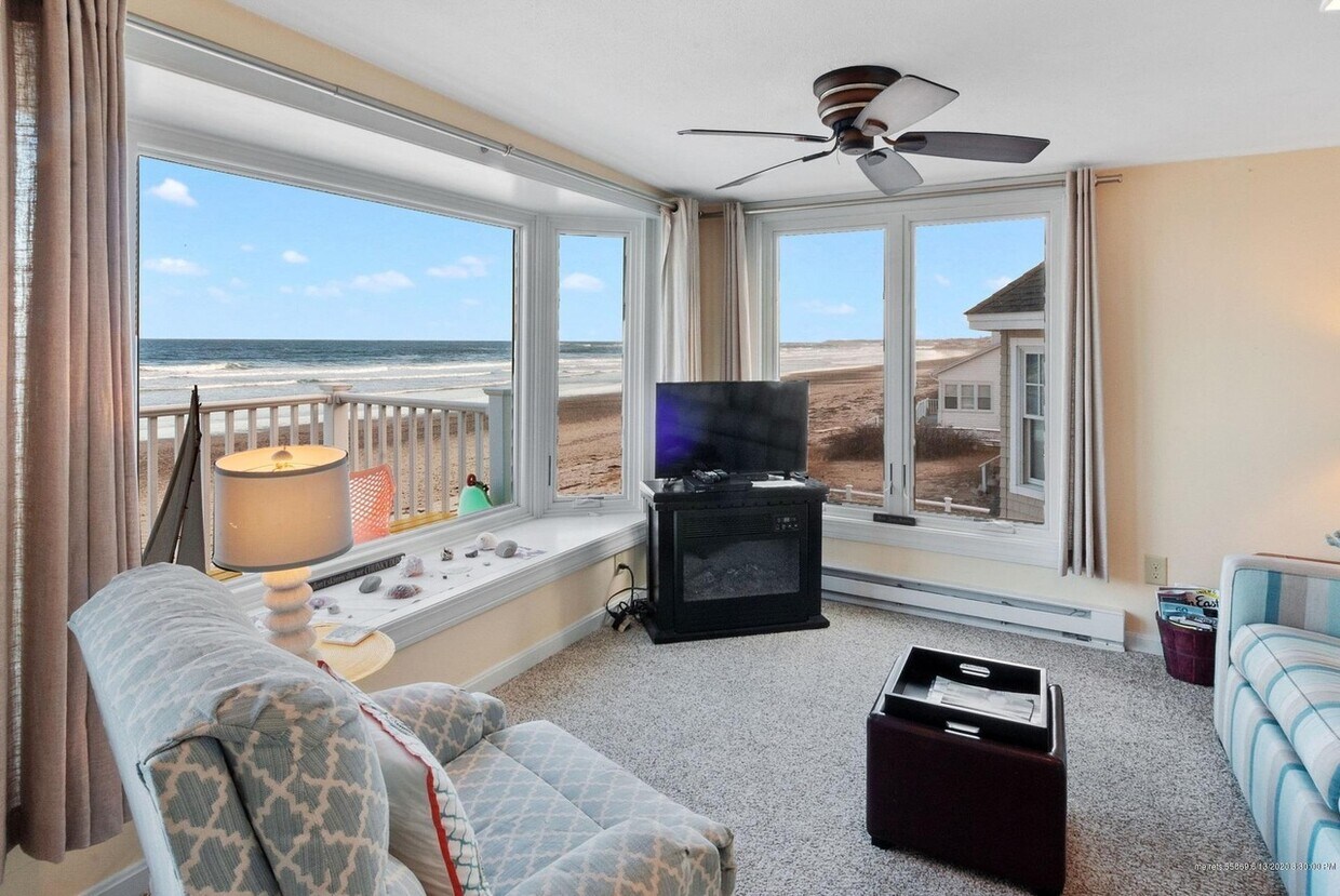 245 Atlantic Ave Unit 6, Wells, ME 04090 Condo for Rent in Wells, ME