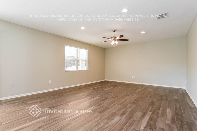 Foto del edificio - 5672 Western Sun Dr