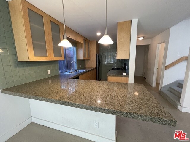 Building Photo - 3527 Dunn Dr