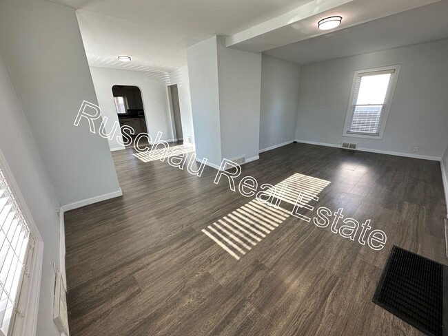 Foto del edificio - Cozey 2 Bed 1 Bath Home