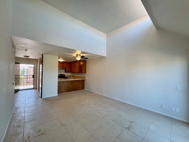 Foto del edificio - 450 E 4th St