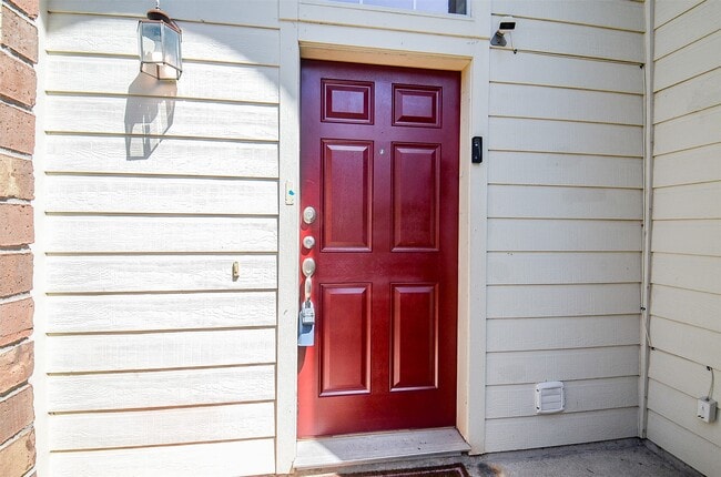 Building Photo - 7415 Oakwood Canyon Dr