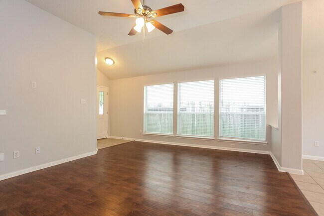 Building Photo - 8215 Point Pendleton Dr