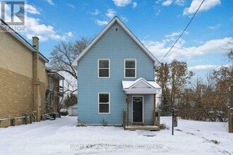 Building Photo - 71 Carruthers Ave