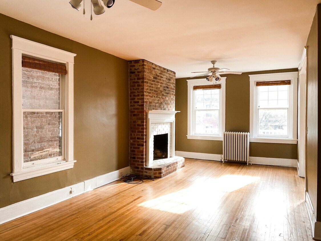 Primary Photo - 2602 Hanover Ave