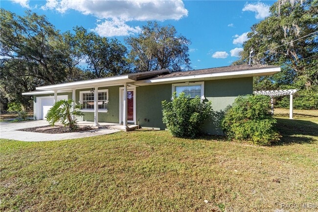 Building Photo - 236 N Braemar Dr