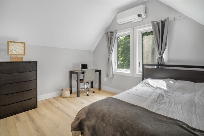 Foto del edificio - 200 Highland Ave