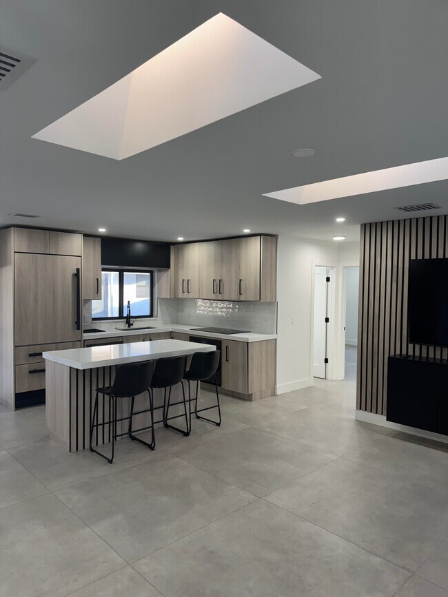 Foto del edificio - 1161 SW 15th St