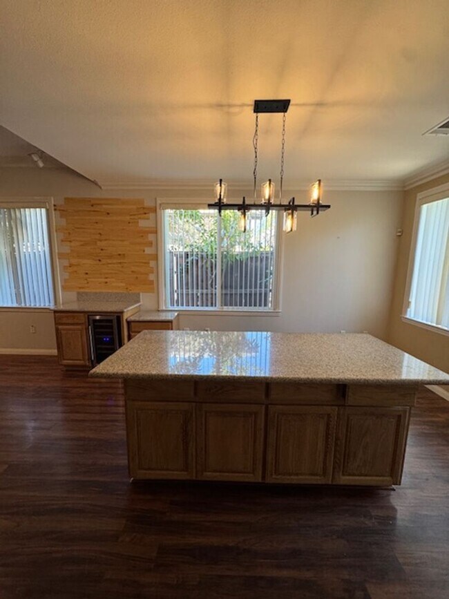 Foto del edificio - Experience comfort, security, and lifestyle all in one—this is 55+ living at its finest in Hemet!