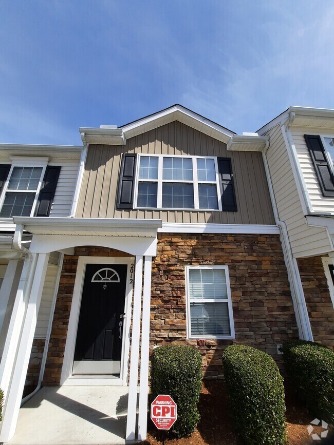Apartments near The Shoppes At Battle Bridge in Raleigh, NC Page 15
