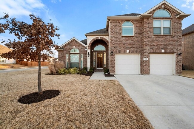 Building Photo - Newer Mansfield Home with ALL the space