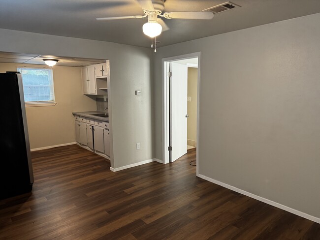 Foto del edificio - 2269 Collier St