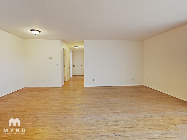 Building Photo - 2150 Sutro St