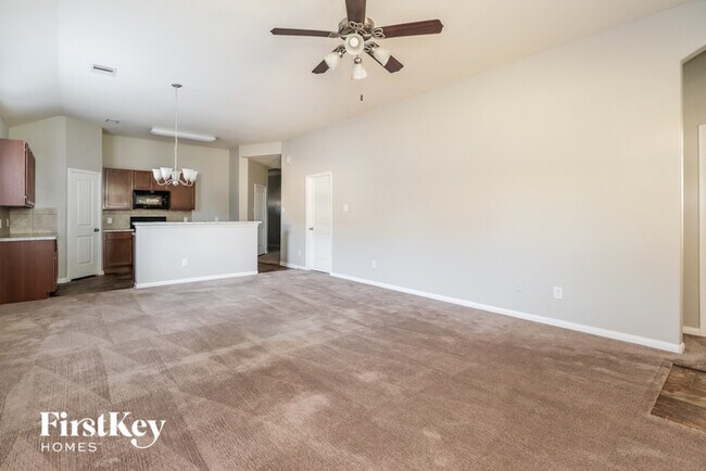 Building Photo - 15144 Meadow Glen S