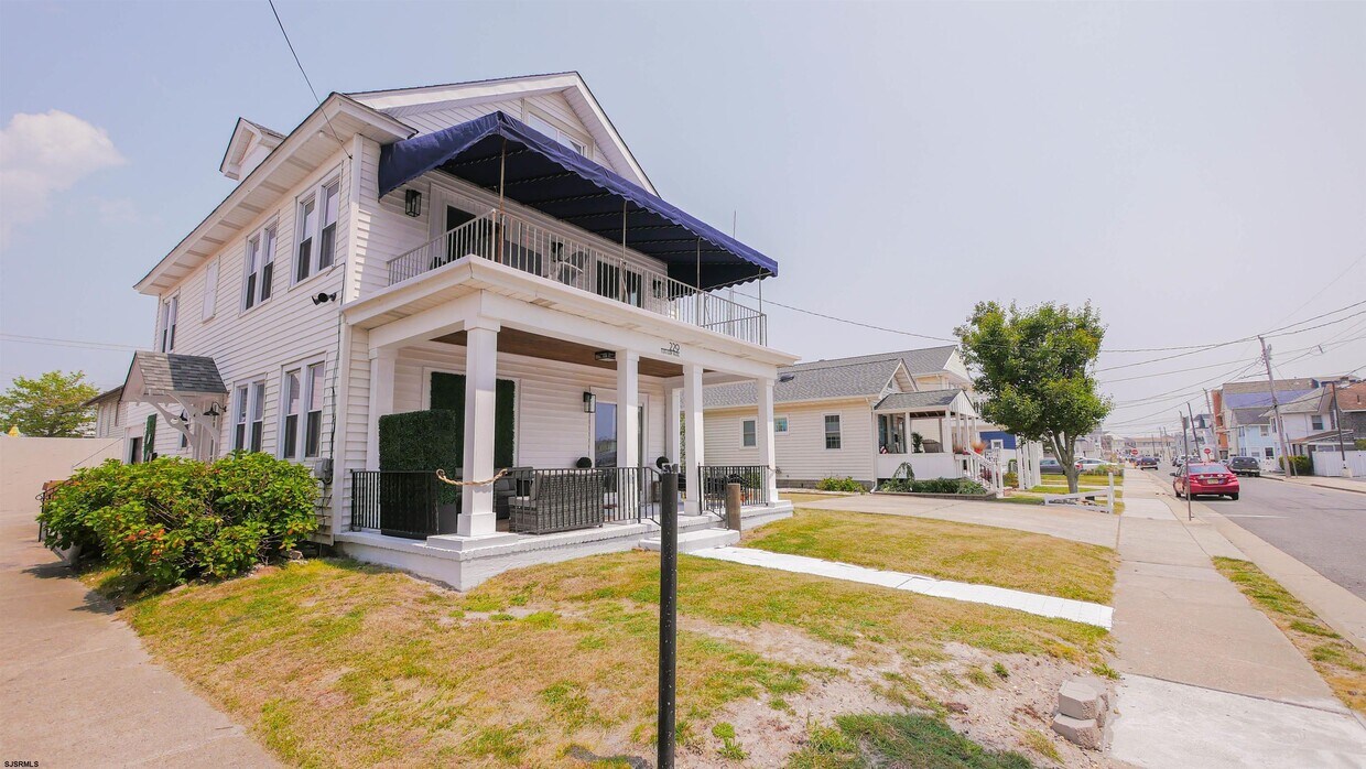 229 N Derby Ave Unit Top floor, Ventnor City, NJ 08406 Condo for Rent in Ventnor City, NJ