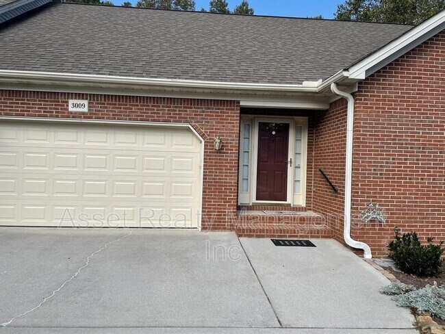 Building Photo - 3009 Ginnbrooke Ln