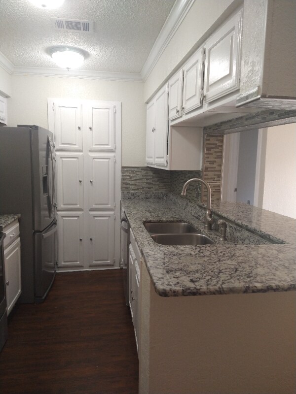 Foto del edificio - 1101 Calico Ln