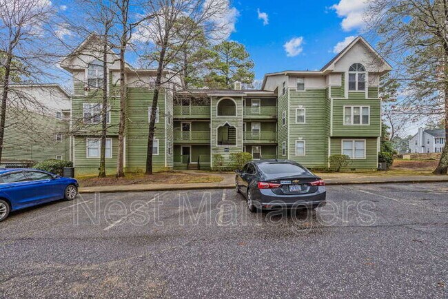 Foto del edificio - 6813 Willowbrook Dr