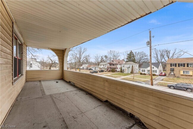 Building Photo - 3878 E 147th St
