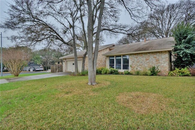 Building Photo - 12000 Fremont Cove