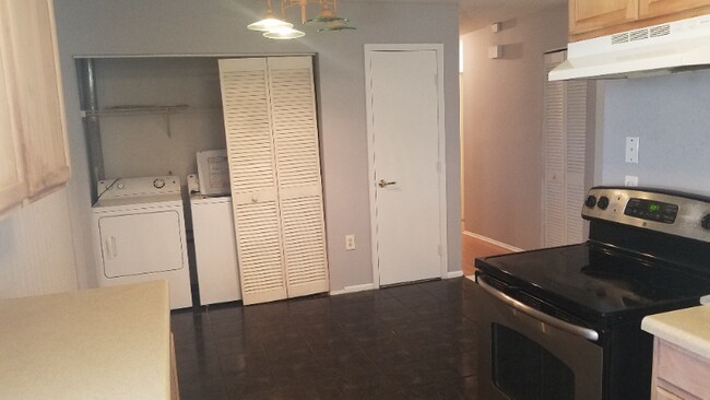 Foto del edificio - 2924 13th St Ct W