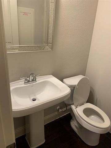 Foto del edificio - 3805 Quail Wood Dr