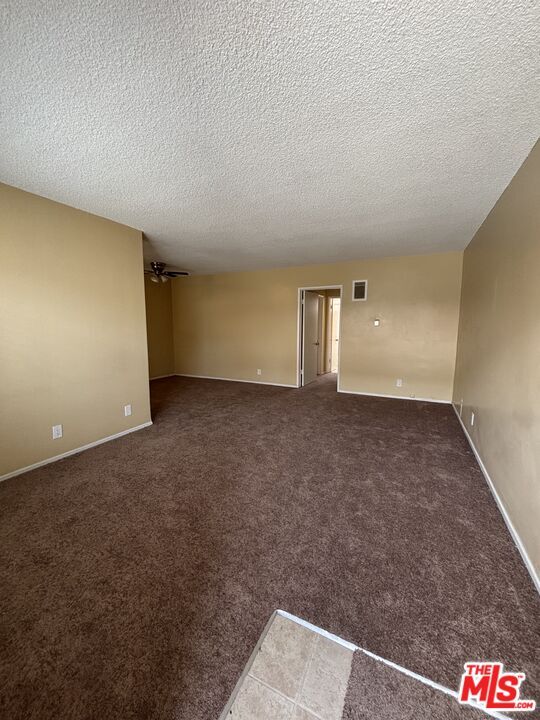 Building Photo - 6015 10th Ave