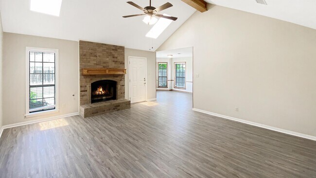 Foto del edificio - 2901 Pueblo Ct S