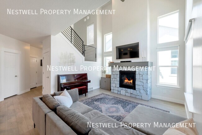 Building Photo - 36 N 2000 W