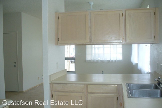 Building Photo - 95-211-211 Alenale Pl