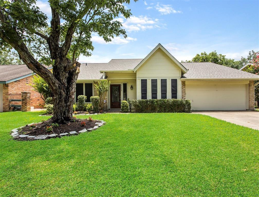 2002 Woodstream Blvd, Sugar Land, TX 77479 House for Rent in Sugar