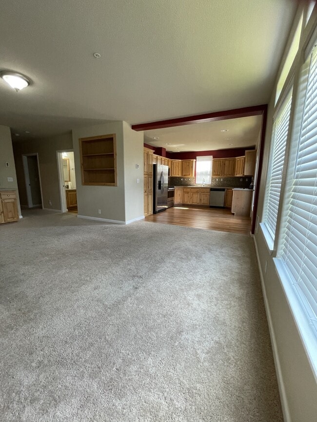 Building Photo - 4401 Riverside Dr