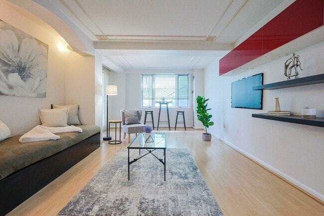 Photo - 10 Rogers St Apartment
